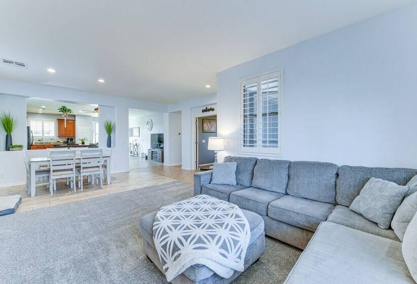 Lovely Casa Grande Home With Private Yard + Bbq