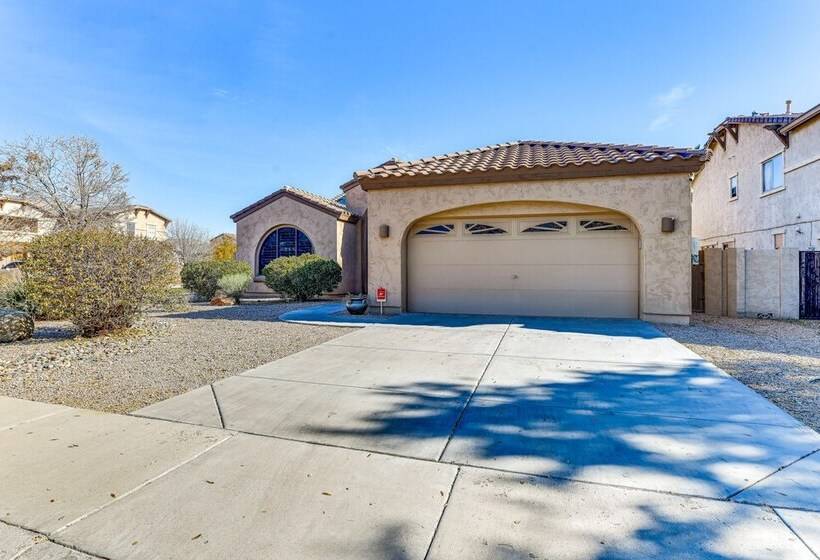 Lovely Casa Grande Home With Private Yard + Bbq