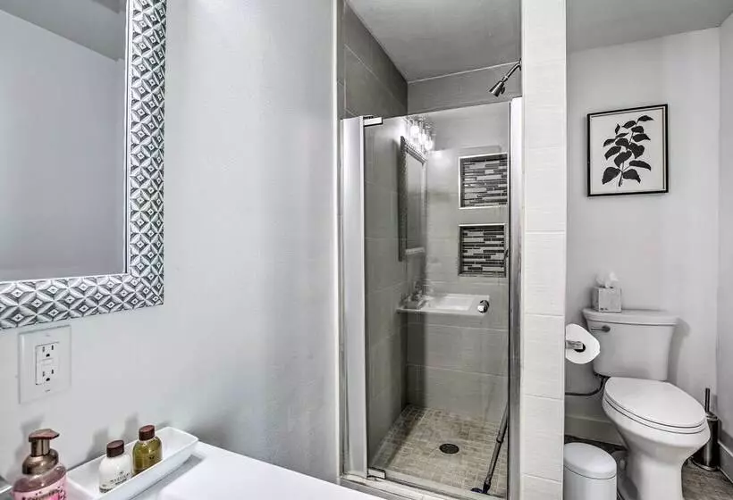 Norwalk Retreat W/ Pool ~ 11 Mi To Disneyland Park