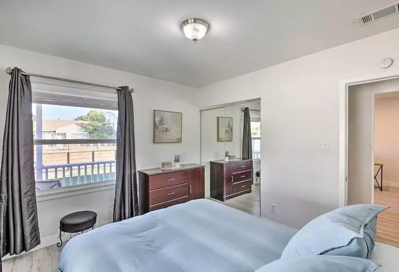 Norwalk Retreat W/ Pool ~ 11 Mi To Disneyland Park