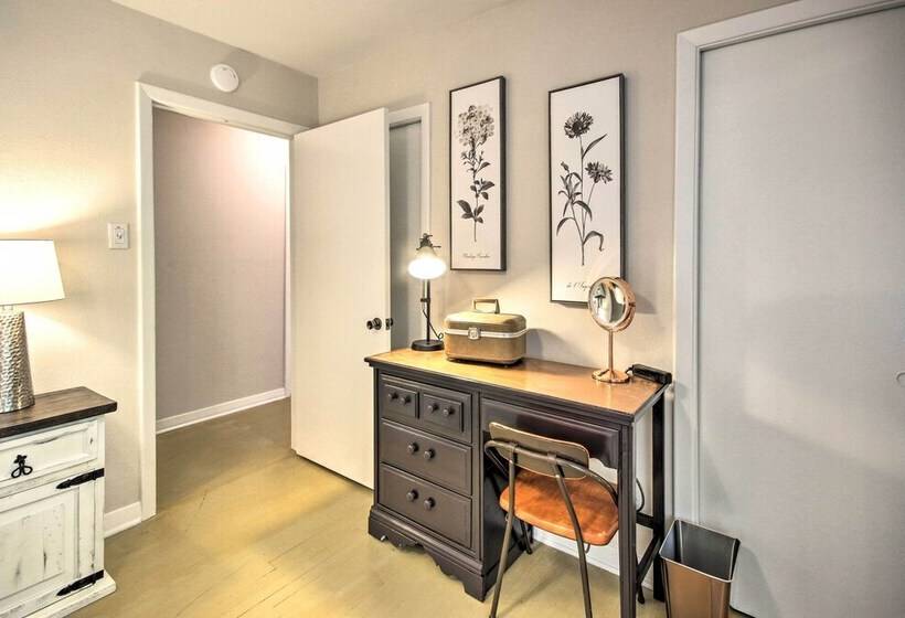 Lovely Tomball Home < 1 Mi To Dtwn + Pool Access!