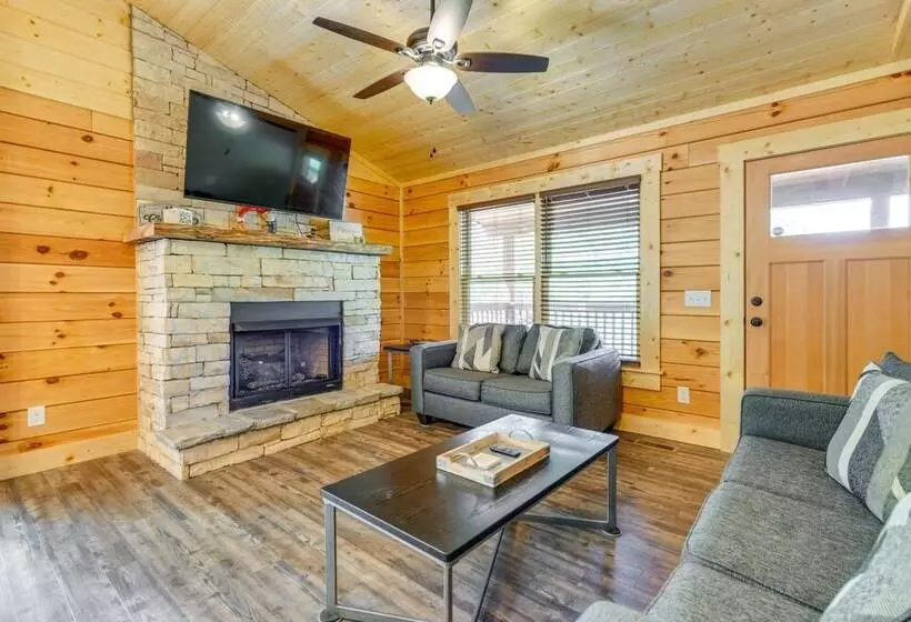 Maggie Valley Cabin 4 Mi To Cataloochee Ski Area!