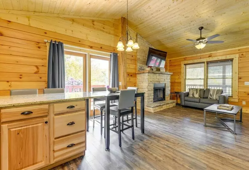 Maggie Valley Cabin 4 Mi To Cataloochee Ski Area!