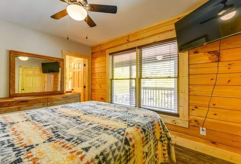 Maggie Valley Cabin 4 Mi To Cataloochee Ski Area!