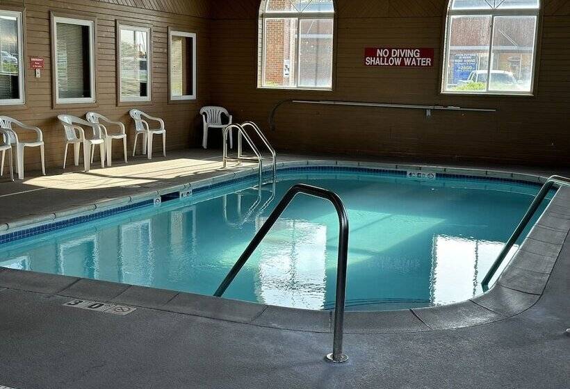 モーテル Econo Lodge