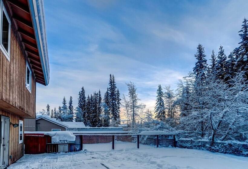 Northern Bliss House W/ Mountain Views!