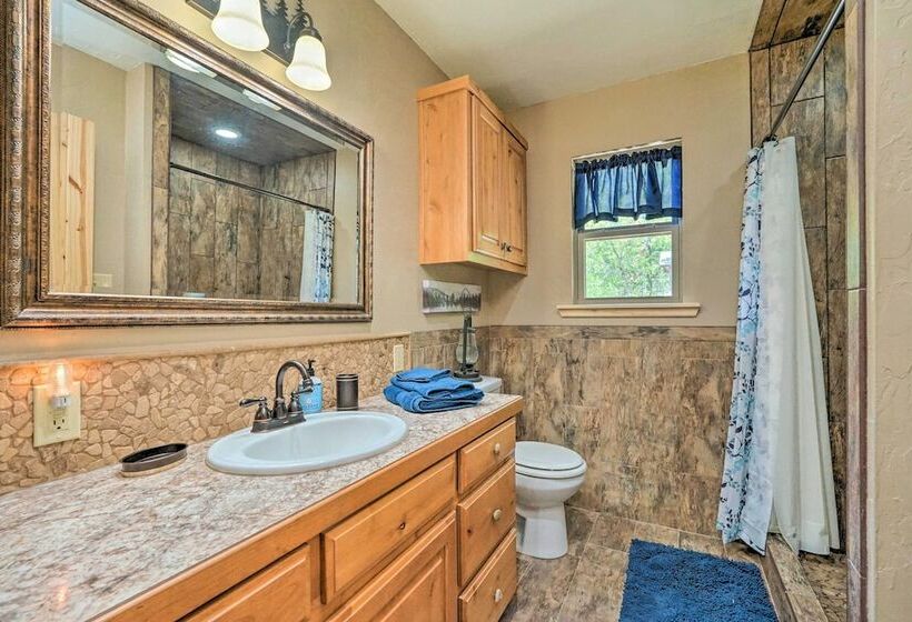 Peaceful Clayton Cabin Walk To Sardis Lake!