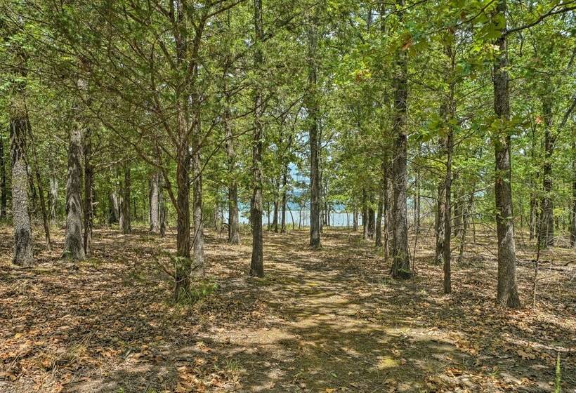 Peaceful Clayton Cabin Walk To Sardis Lake!