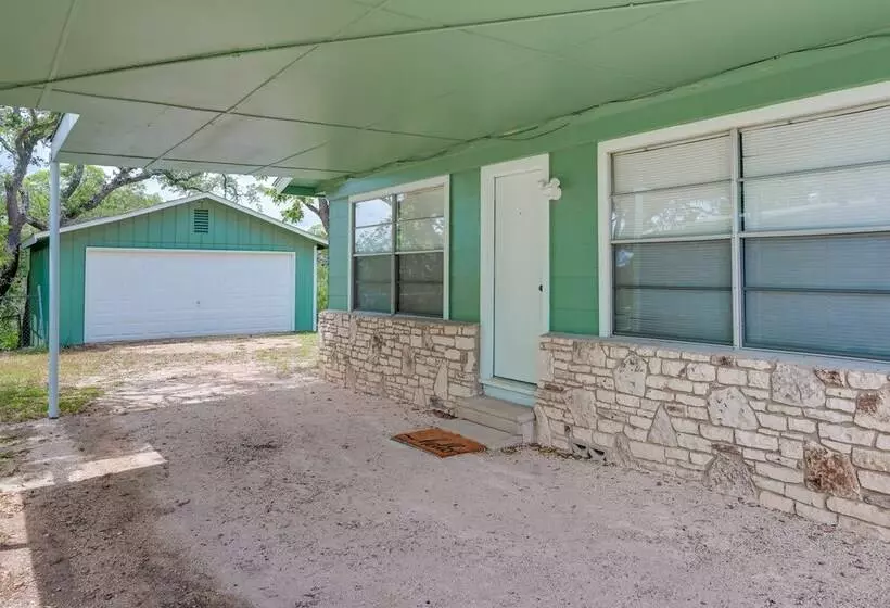 Pet Friendly Canyon Lake Home   2 Mi To Beach!