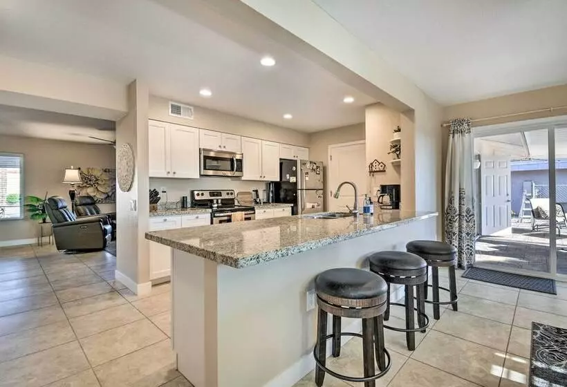 Quiet Sun City Home W/ Patio, Community Pool!