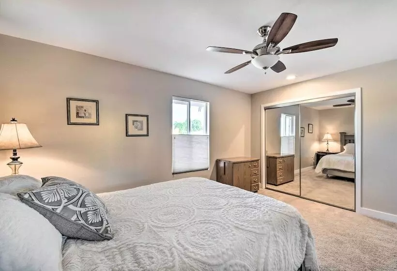 Quiet Sun City Home W/ Patio, Community Pool!