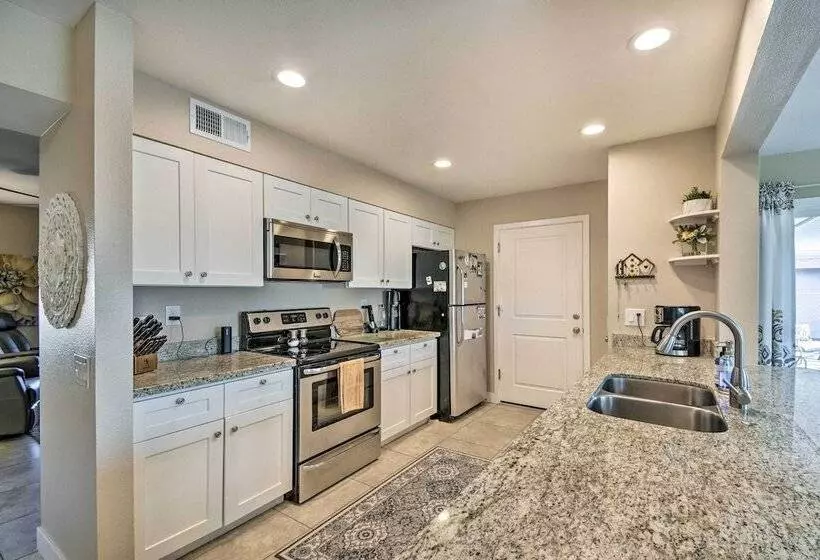 Quiet Sun City Home W/ Patio, Community Pool!