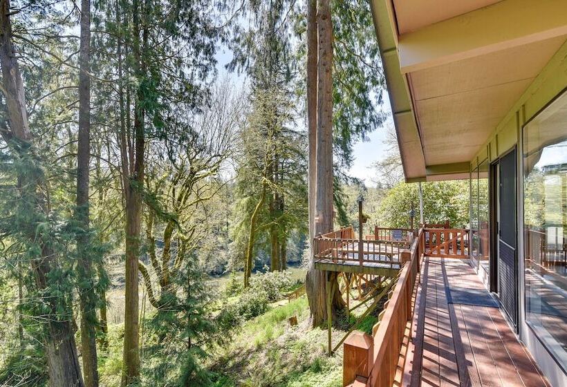 Riverfront Woodland Cabin: Wooded & Forested Views