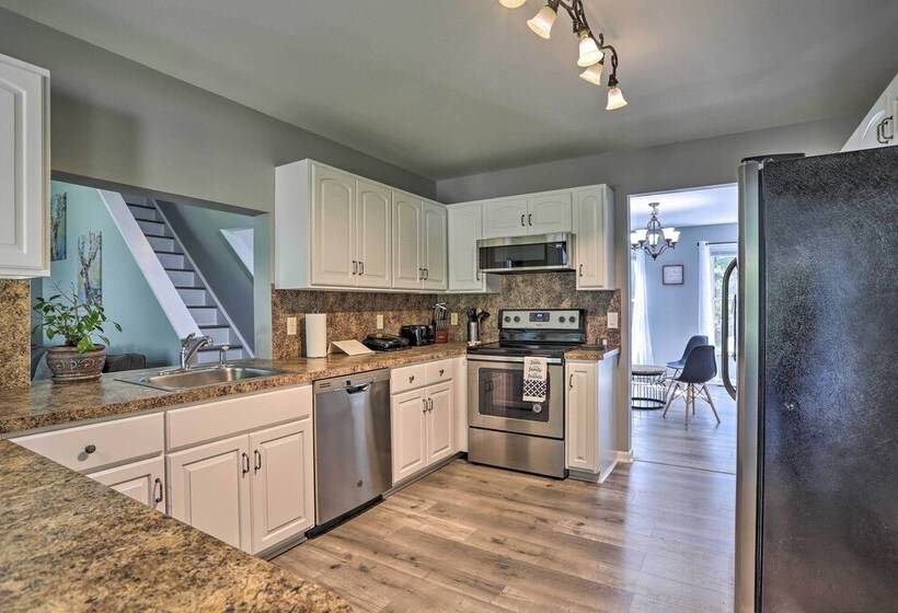 Scotron Home W/game Room   5 Miles To Skiing!