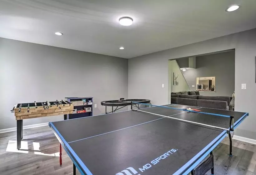 Scotron Home W/game Room   5 Miles To Skiing!