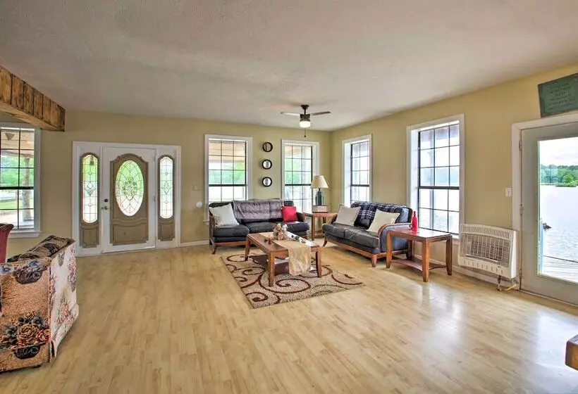 Secluded Angler S Haven   Boat + Fish!