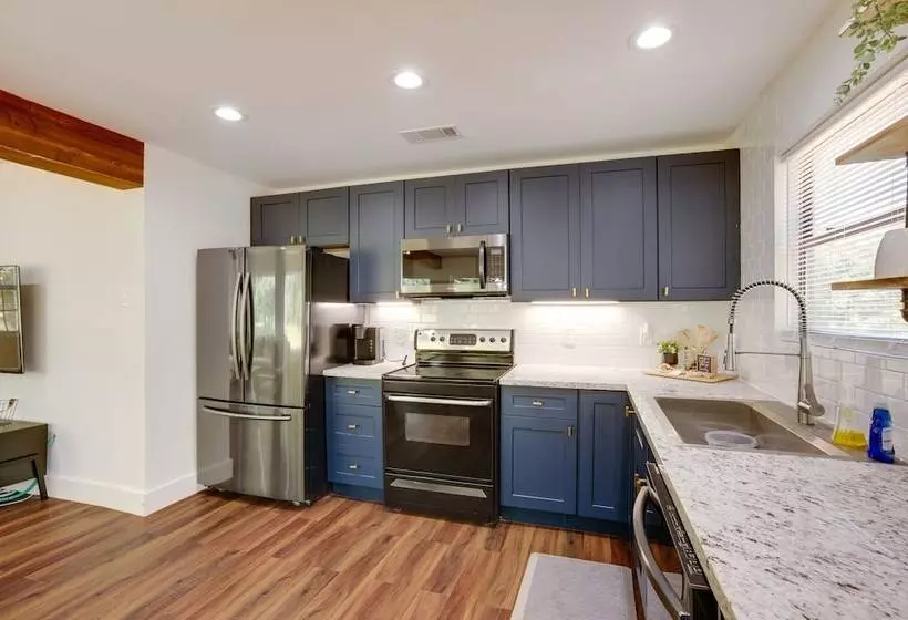 Somerville Cabin W/ Private Pool!