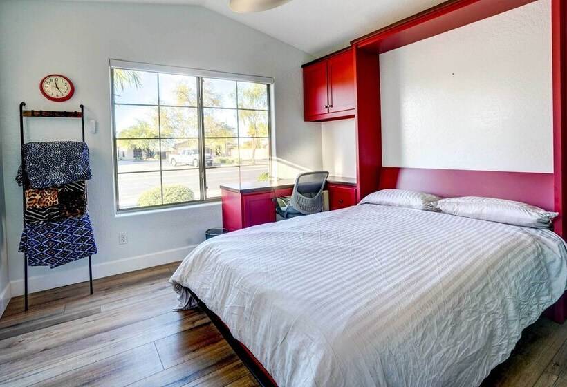 Spacious Arizona Getaway W/ Pool, Pets Welcome!