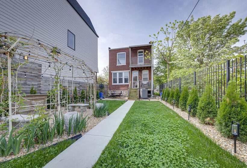 Spacious Home W/ Yard ~ 4 Mi To Downtown St Louis!