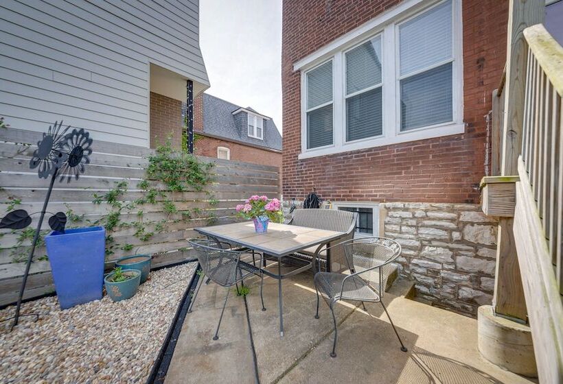 Spacious Home W/ Yard ~ 4 Mi To Downtown St Louis!