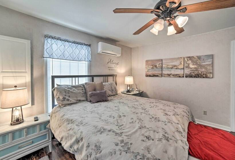 Spacious Michigan Home W/ Private Hot Tub