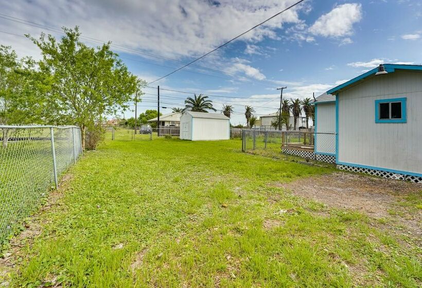 Stylish Aransas Pass Vacation Home Rental!