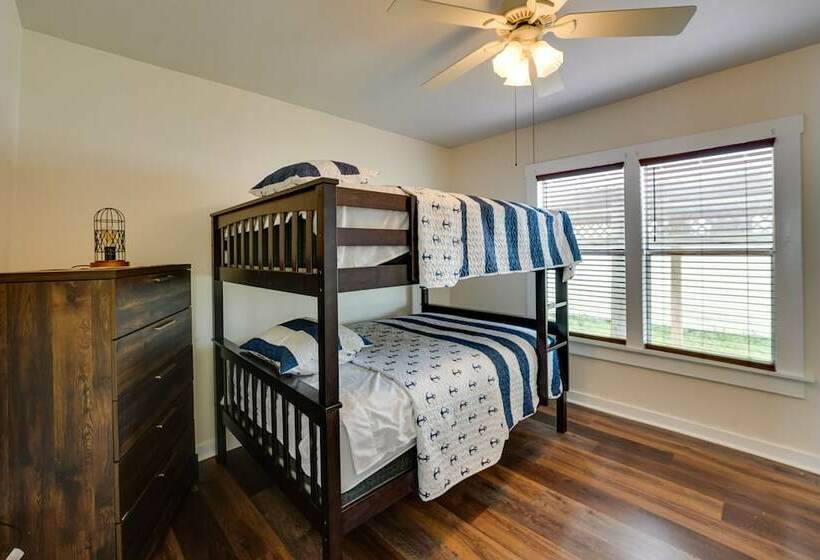 Stylish Aransas Pass Vacation Home Rental!