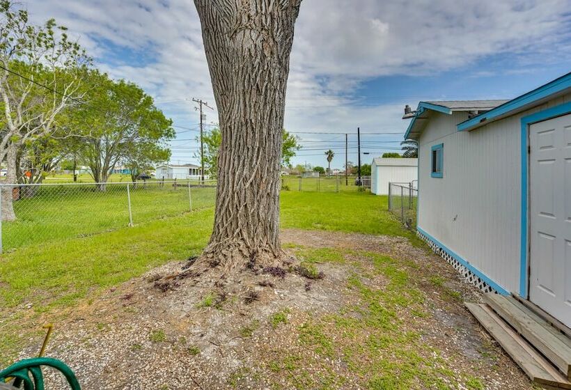 Stylish Aransas Pass Vacation Home Rental!