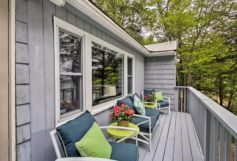 Waterfront Sebago Lake Cottage W/dock + Beach