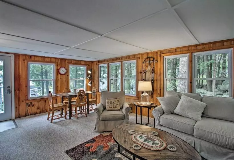 Waterfront Sebago Lake Cottage W/dock + Beach