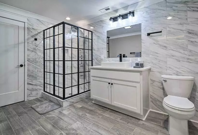 Waynesville House: Fire Pit + Mountain Views!