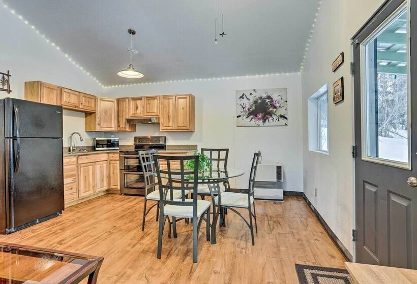 Alaskan Retreat Near Matanuska Glacier & River!