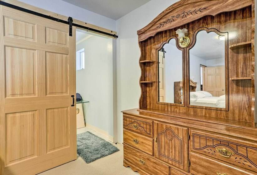 Alaskan Retreat Near Matanuska Glacier & River!