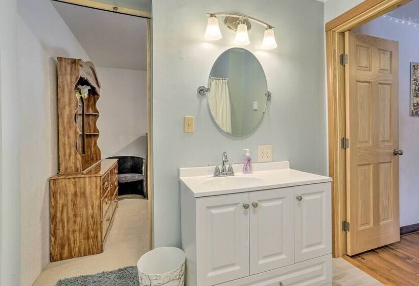 Alaskan Retreat Near Matanuska Glacier & River!