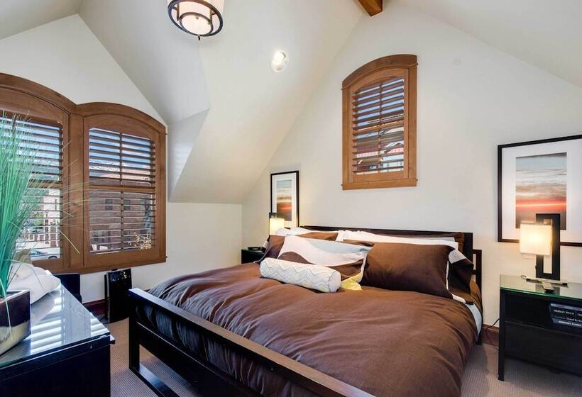 Breckenridge House W/ Spa < 1 Mi Walk To Ski Lift!