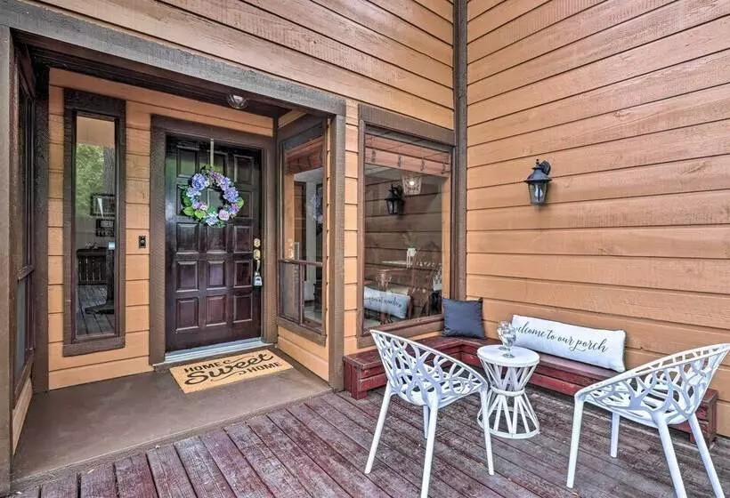 Bryan Home W/ Deck & Yard ~ 4 Mi To Texas A & M!