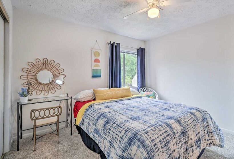 Bryan Home W/ Deck & Yard ~ 4 Mi To Texas A & M!