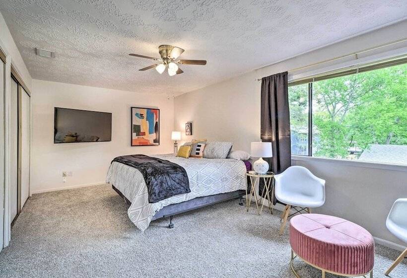 Bryan Home W/ Deck & Yard ~ 4 Mi To Texas A & M!