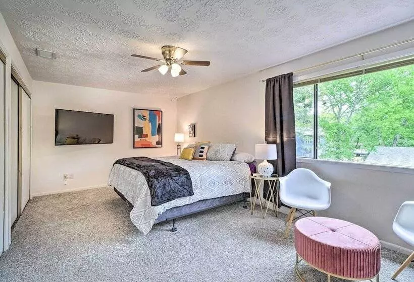 Bryan Home W/ Deck & Yard ~ 4 Mi To Texas A & M!