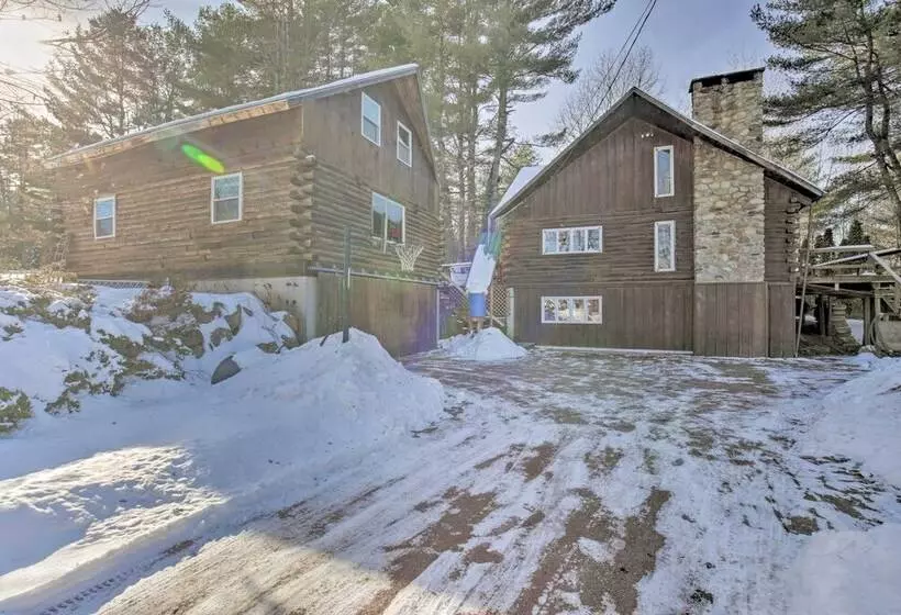 Cabin: Private Hot Tub, Walk To Pats Peak Ski Area