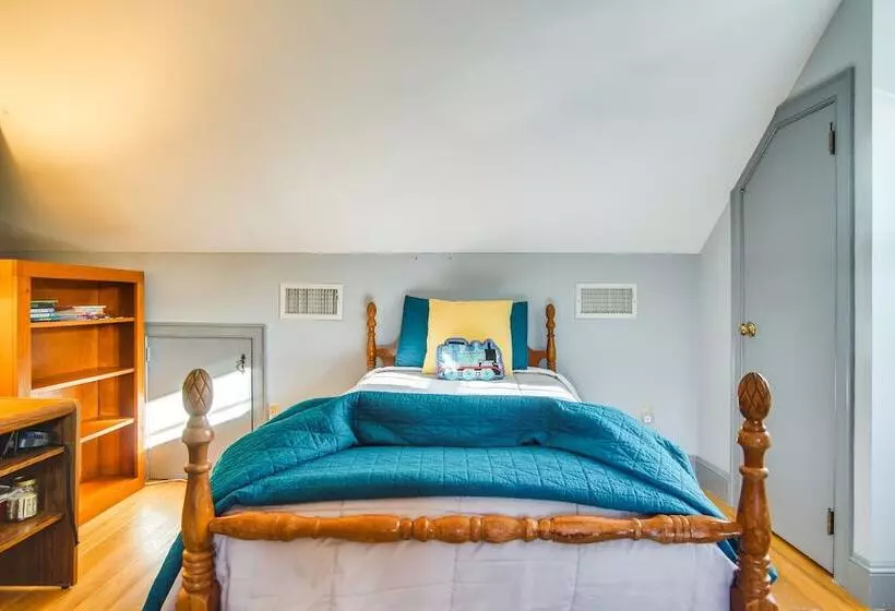 Centerville Escape W/ Pool ~ 3 Mi To Beach!