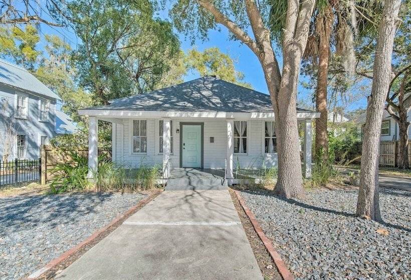 Charming 100 Year Old Home < 1 Mi To Downtown