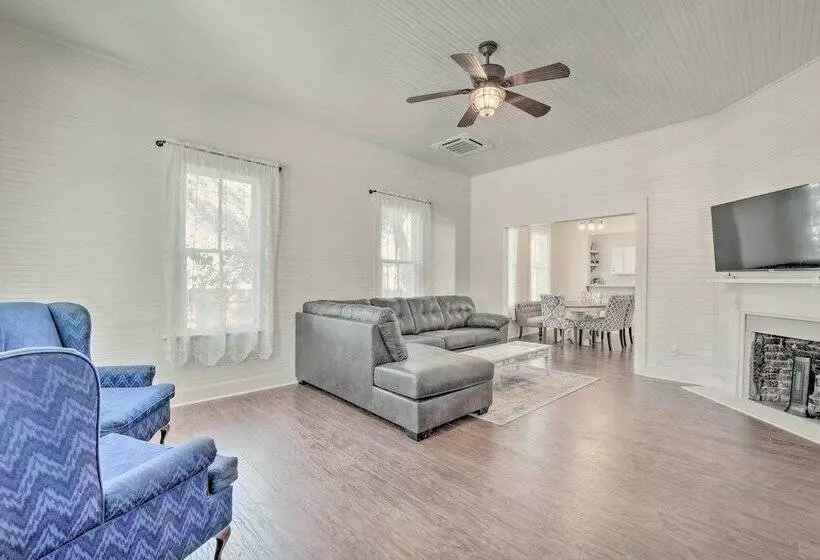 Charming 100 Year Old Home < 1 Mi To Downtown