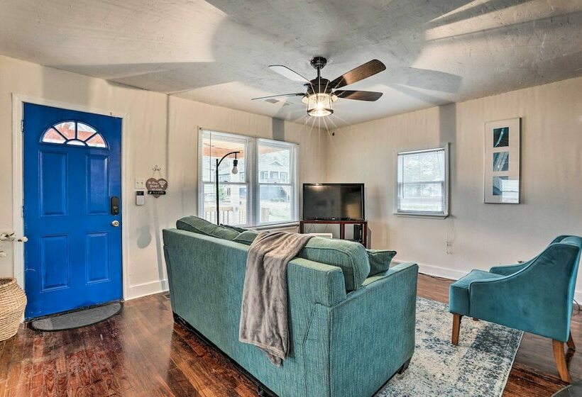 Charming Atlanta Vacation Home ~ 5 Mi To Dtwn