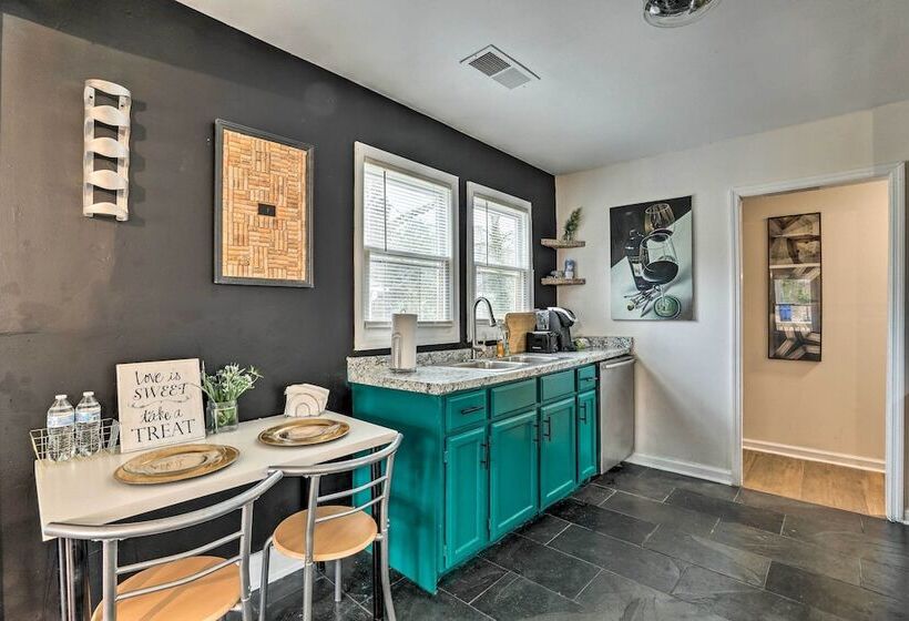 Charming Atlanta Vacation Home ~ 5 Mi To Dtwn