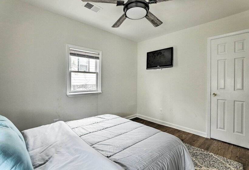 Charming Atlanta Vacation Home ~ 5 Mi To Dtwn