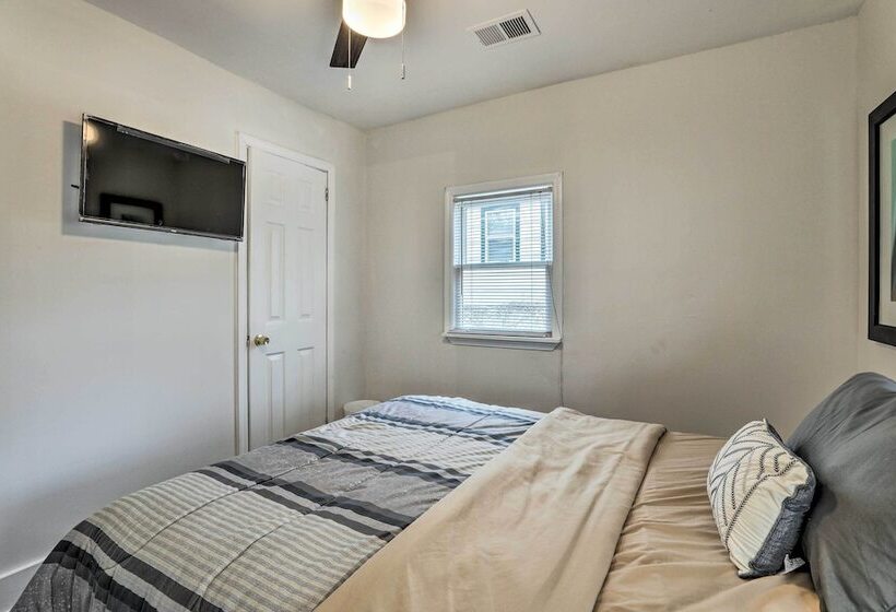 Charming Atlanta Vacation Home ~ 5 Mi To Dtwn