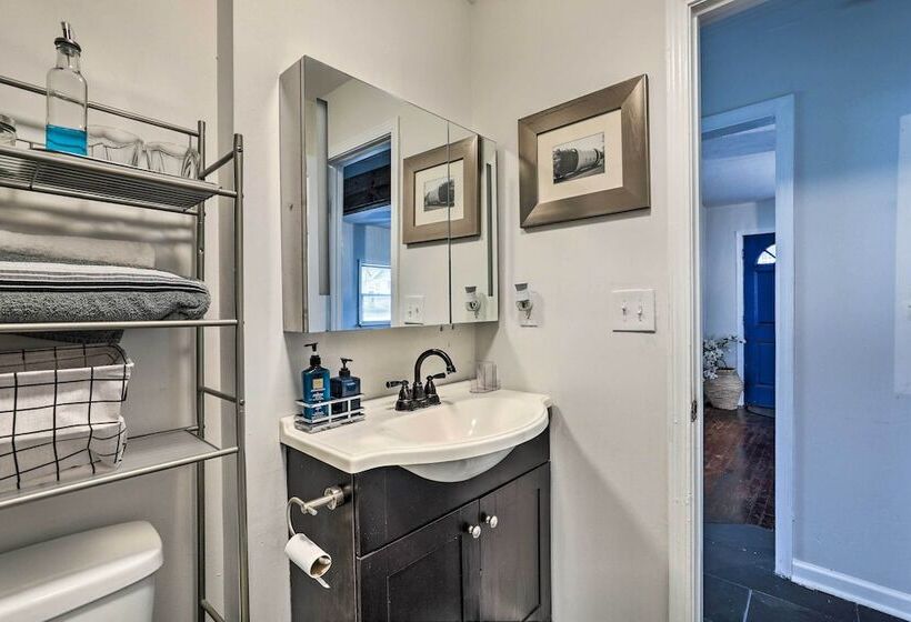 Charming Atlanta Vacation Home ~ 5 Mi To Dtwn