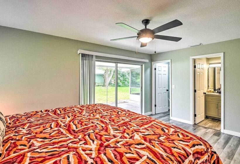 Charming Palm Coast Home W/ Screened Porch!