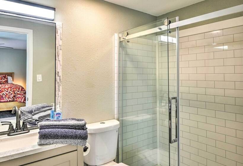 Charming Palm Coast Home W/ Screened Porch!